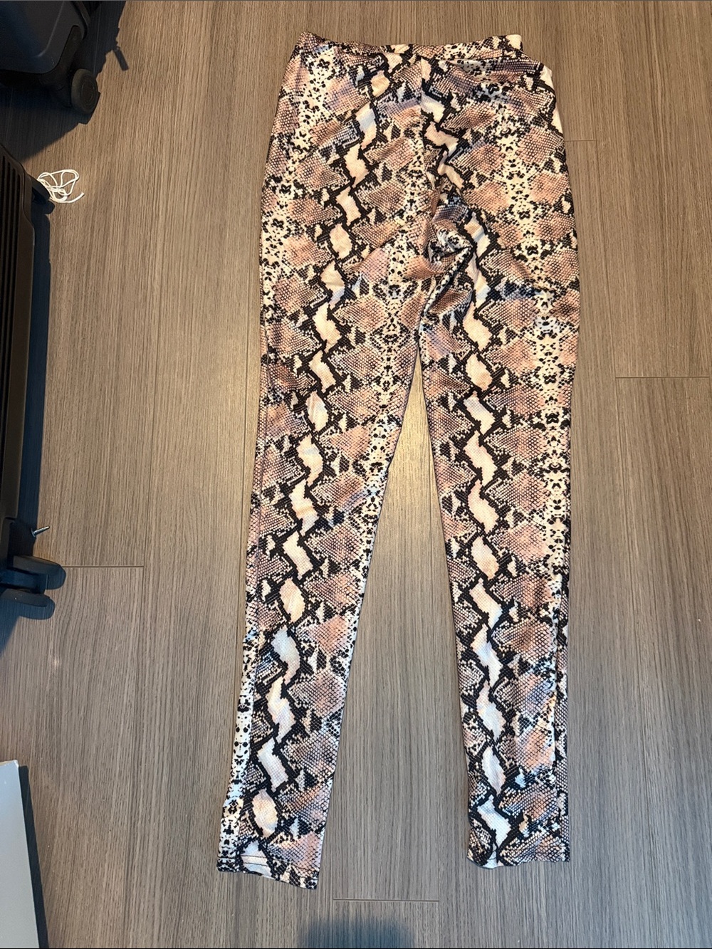 Women's Snake-Print Stretch Jeans - Pink/Black